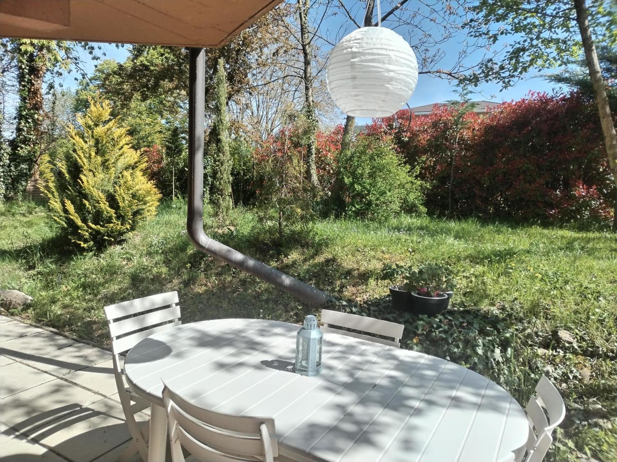 Le Nid Du Chat Noir - Maison Alveole Bed And Books Sciez Exterior photo